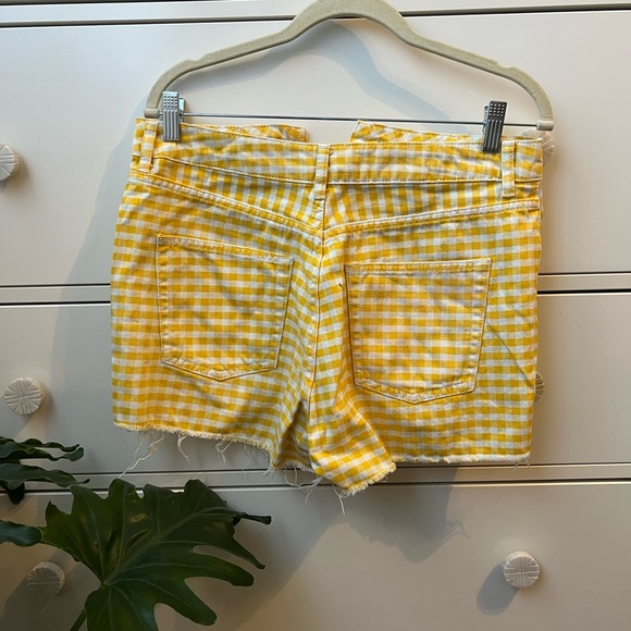 NWOT TopShop Yellow Plaid Shorts - Picture 3 of 3